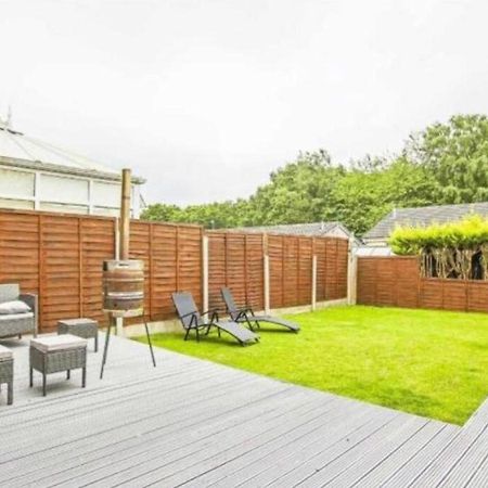 Entire House - Peaceful 3 Bedroom Home Rishton Exterior foto